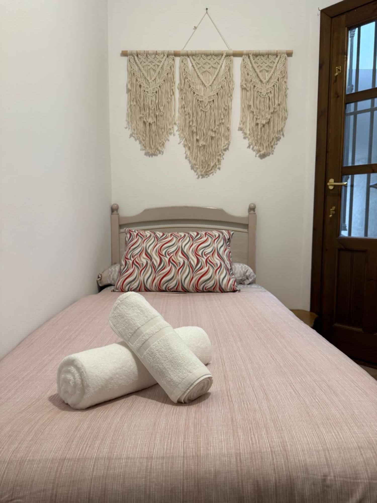 그라나다 Charming Albaicin Patio Flat Free Onsite Parking 아파트 외부 사진